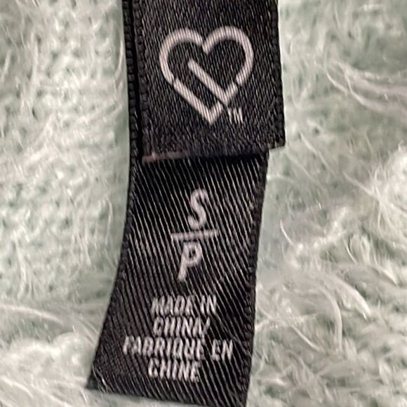 NWOT Live Love Dream Mint Cropped Sweater. Size S small 4/6 - Picture 5 of 9
